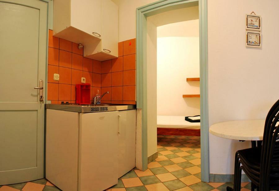Apartments Martina Брист Екстер'єр фото